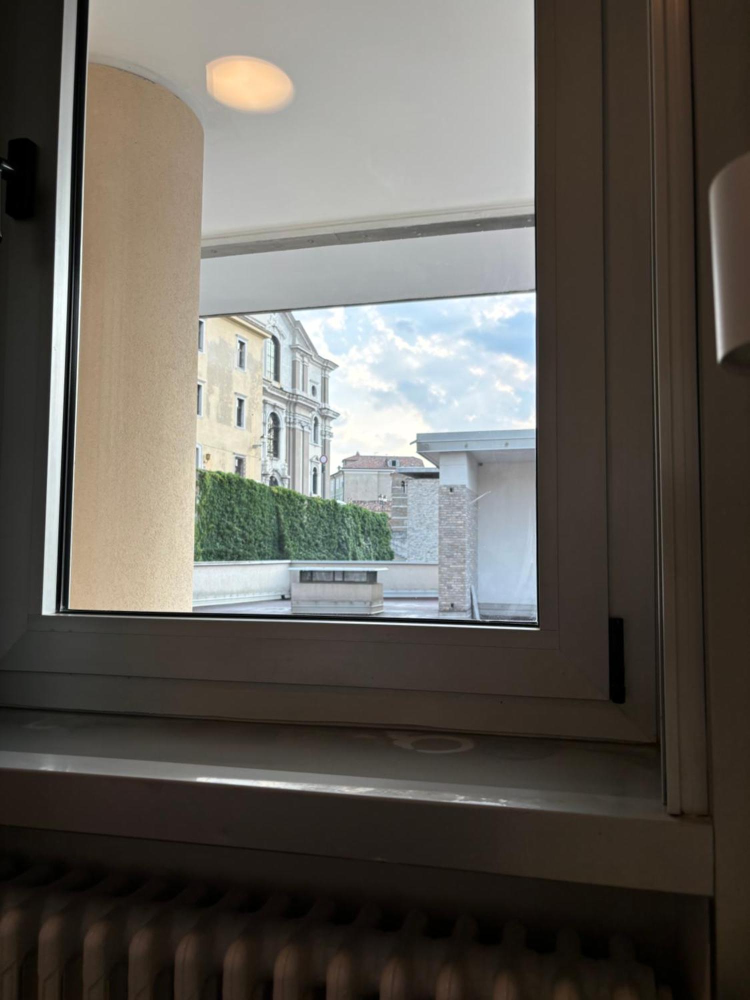 Teatro Romano Suites Трієст Екстер'єр фото